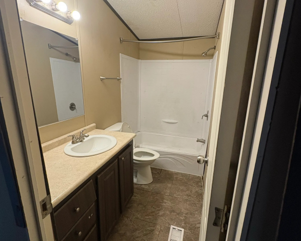 2019 S-1672-32B  Home