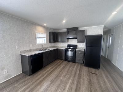 Photo 2 of 10 of home located at 1216 Hunters Mountain Pkwy Troy, AL 36079