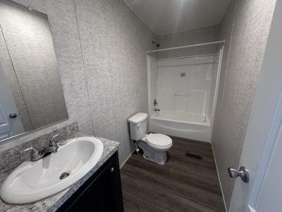 Photo 5 of 10 of home located at 1216 Hunters Mountain Pkwy Troy, AL 36079