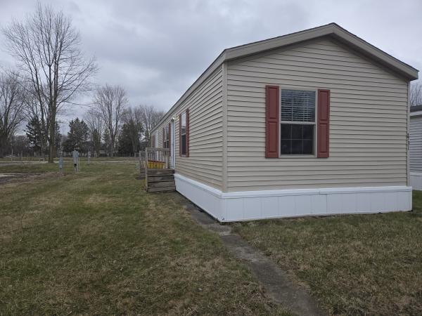 Photo 1 of 2 of home located at 2731 Apollo Drive Saginaw, MI 48601