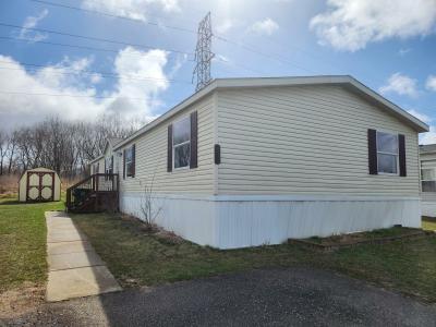 Mobile Home at 1350 Hilltop Drive Pontiac Pontiac, MI 48340