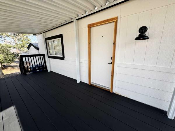 1976 LONH Mobile Home
