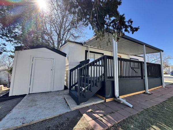 1976 LONH Mobile Home