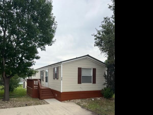 1999 Fleetwood Mobile Home For Rent
