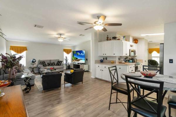 2004 JACO Manufactured Home