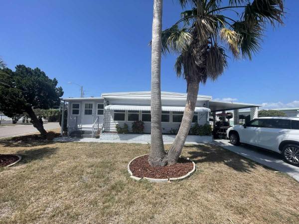 1972 TRUE Mobile Home For Sale