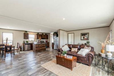 Mobile Home at 1411 Cherry Blossom Louisville, KY 40272