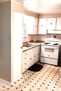 AGE 40+ PARK Mobile Home