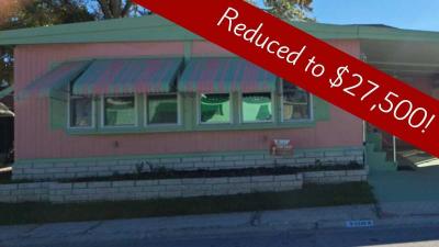 Mobile Home at 15666 49th St N, Lot 1083 Clearwater, FL 33760
