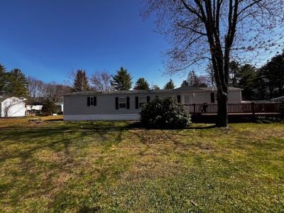 Photo 2 of 18 of home located at 11 Clayton Dr Saco, ME 04072
