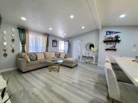 1999 Golden West Homes Inc. 7306GM56001A Mobile Home