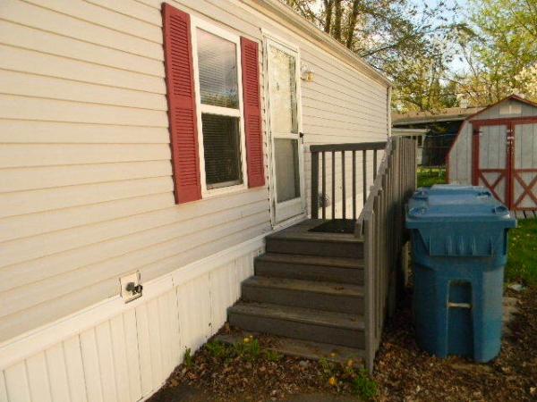 2000 Holly park Manufactured Home