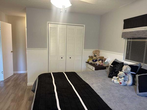 1972 2BA/2BA Mobile Home