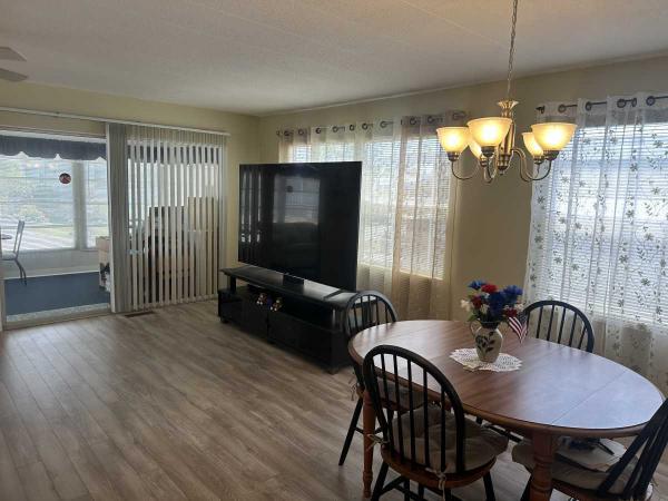 1972 2BA/2BA Mobile Home