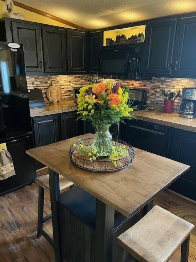 Mobile Home at 200 Wildbriar Ct N Lancaster, PA 17603