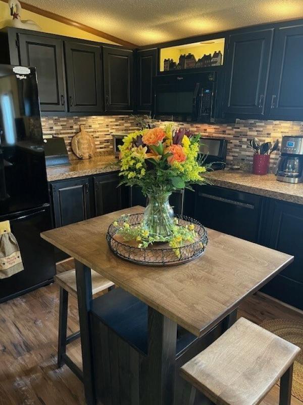 Photo 1 of 2 of home located at 200 Wildbriar Ct N Lancaster, PA 17603