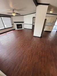 2002 PARK # 307 SPACE 2 SUMMIT RIDGE Mobile Home