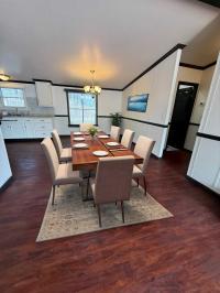 2002 PARK # 307 SPACE 2 SUMMIT RIDGE Mobile Home