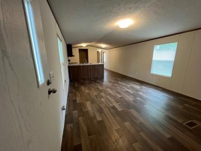 Photo 4 of 13 of home located at 302 Goldilock Ln Alabaster, AL 35114