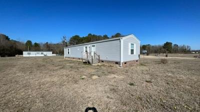 Mobile Home at 5413 Wire Grass Rd Orrum, NC 28369