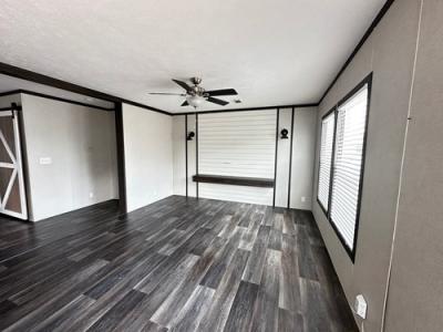 Photo 3 of 10 of home located at 4701 Anderson Rd Tra Houston, TX 77053