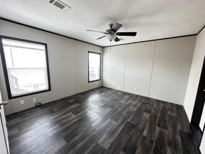 Photo 5 of 10 of home located at 4701 Anderson Rd Tra Houston, TX 77053