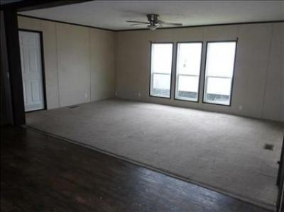 Photo 2 of 5 of home located at 661 Killona Dr Killona, LA 70057