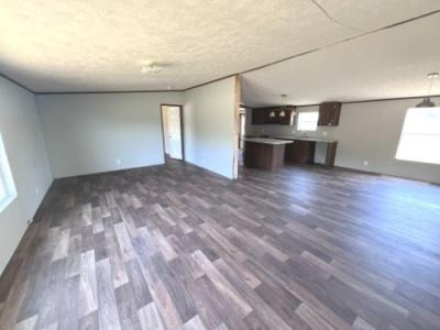 Photo 2 of 15 of home located at 16071 Old Greensboro Road Moundville, AL 35474
