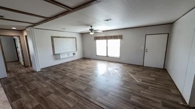 Photo 2 of 24 of home located at 103 Cielo Lindo Dr Elgin, TX 78621