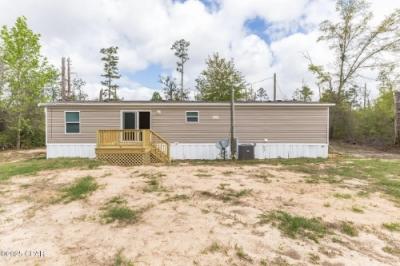 Mobile Home at 11904 Laurel St Fountain, FL 32438