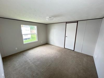 Photo 5 of 11 of home located at 3411 E Plantation Dr La Porte, TX 77571