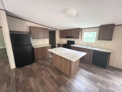 Photo 5 of 17 of home located at 12718 Shiras Dr Cottondale, AL 35453