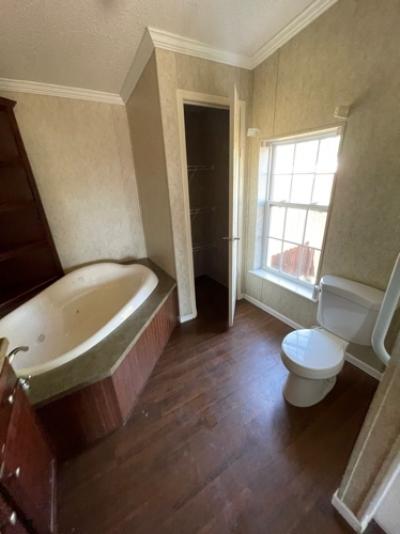 Photo 4 of 13 of home located at 101 Fonda St Paradis, LA 70080