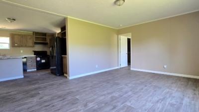 Photo 3 of 10 of home located at 125 Sunrise Dr Lancaster, KY 40444
