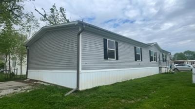 Mobile Home at 2129 Santa Catalina Saint Charles, MO 63303
