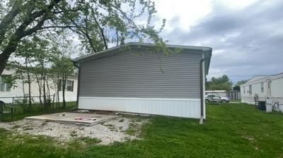 Photo 3 of 12 of home located at 2129 Santa Catalina Saint Charles, MO 63303