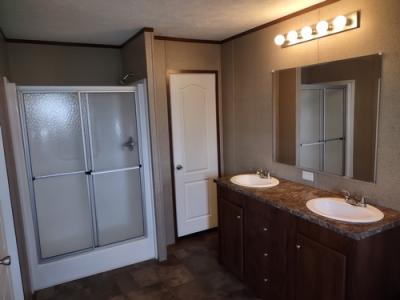 Photo 4 of 8 of home located at 3848 Chestnut Ridge Rd Pulaski, VA 24301