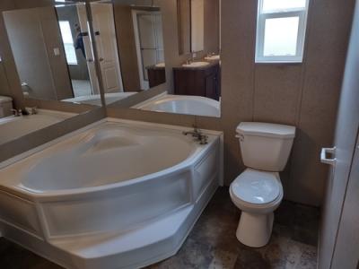 Photo 5 of 8 of home located at 3848 Chestnut Ridge Rd Pulaski, VA 24301