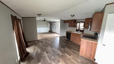 Photo 5 of 13 of home located at 304 Rue Degravelle Lot 6 New Iberia, LA 70563