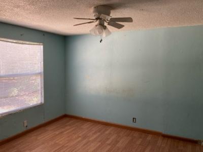 Photo 4 of 6 of home located at 2754 Emil Rd Wedgefield, SC 29168