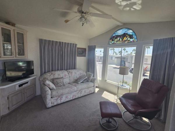 1994 GOLD Manufactured Home