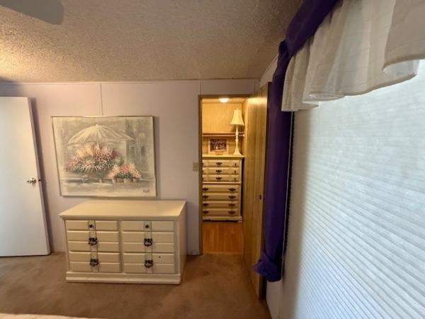 1985 Palm Harbor Manufactured Home