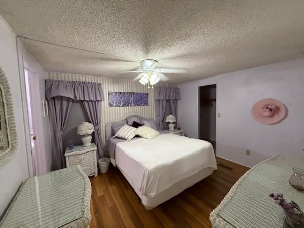 1985 Palm Harbor Manufactured Home