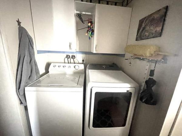 1972 BreckenRidge Manufactured Home
