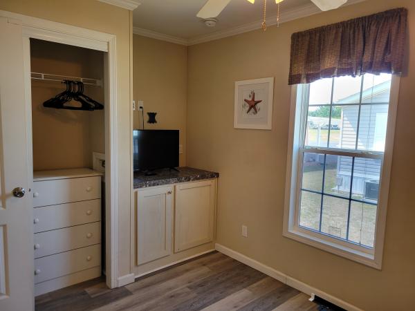 2017 CHAMPION RH1431Z Mobile Home