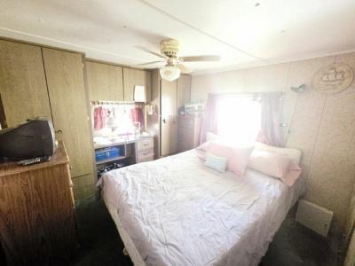 Photo 4 of 8 of home located at 3301 58th Avenue North, #252 Saint Petersburg, FL 33714