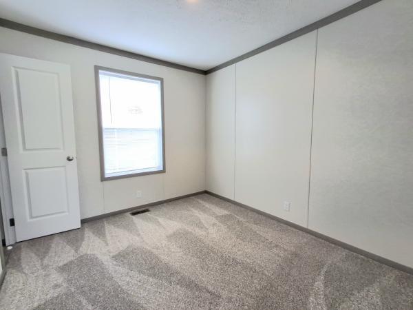 2025 Clayton 95PLH16763E (w/Porch) Mobile Home