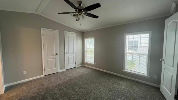 2017 Southern Energy Homes Community Series Mobile Home