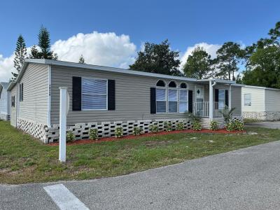 Photo 3 of 25 of home located at 14139 Hunter Grove Dr Orlando, FL 32828