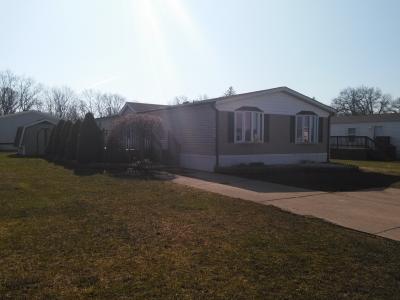 Mobile Home at 28467 Oakwood Flat Rock, MI 48134